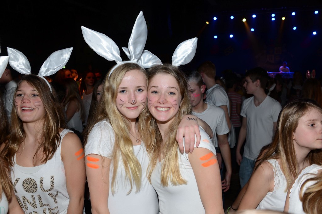 ../Images/Jeugddisco White Edition 266.jpg